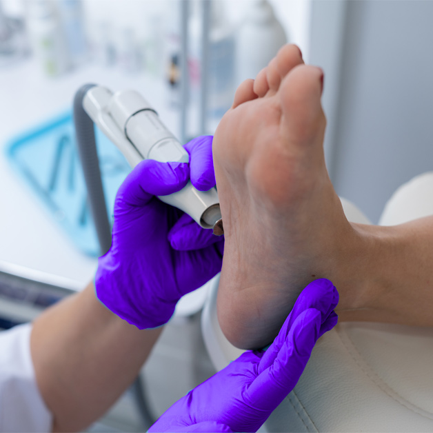 La-pedicure-et-la-podologie-iki-assurances