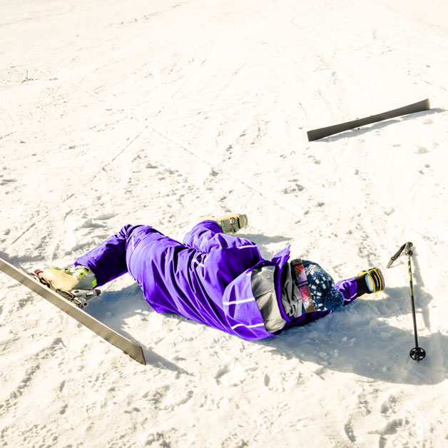 iki-assurances-vacances-hiver-attention-chutes-ski